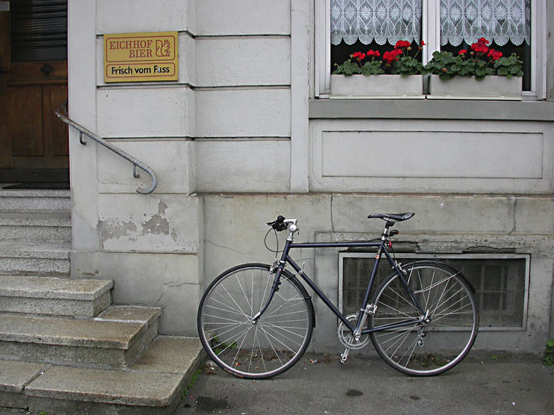 Echtes Fahrrad - echtes Bier