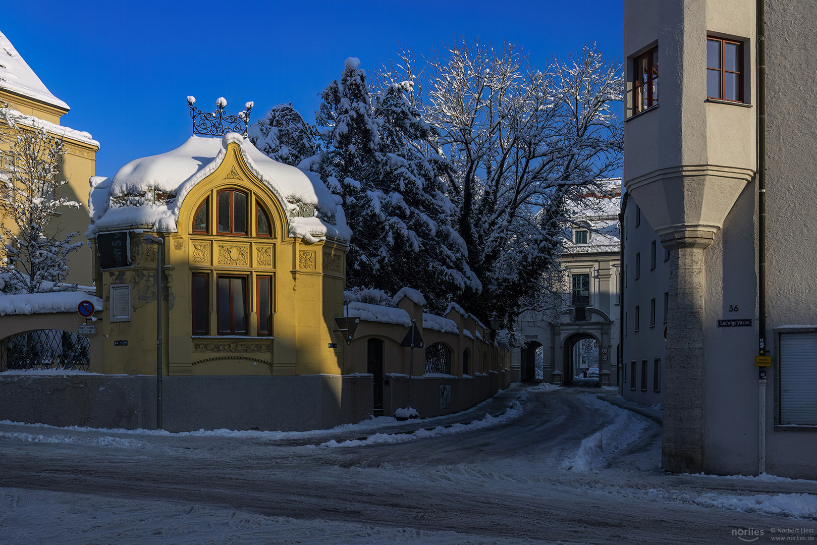 Ecke im Licht