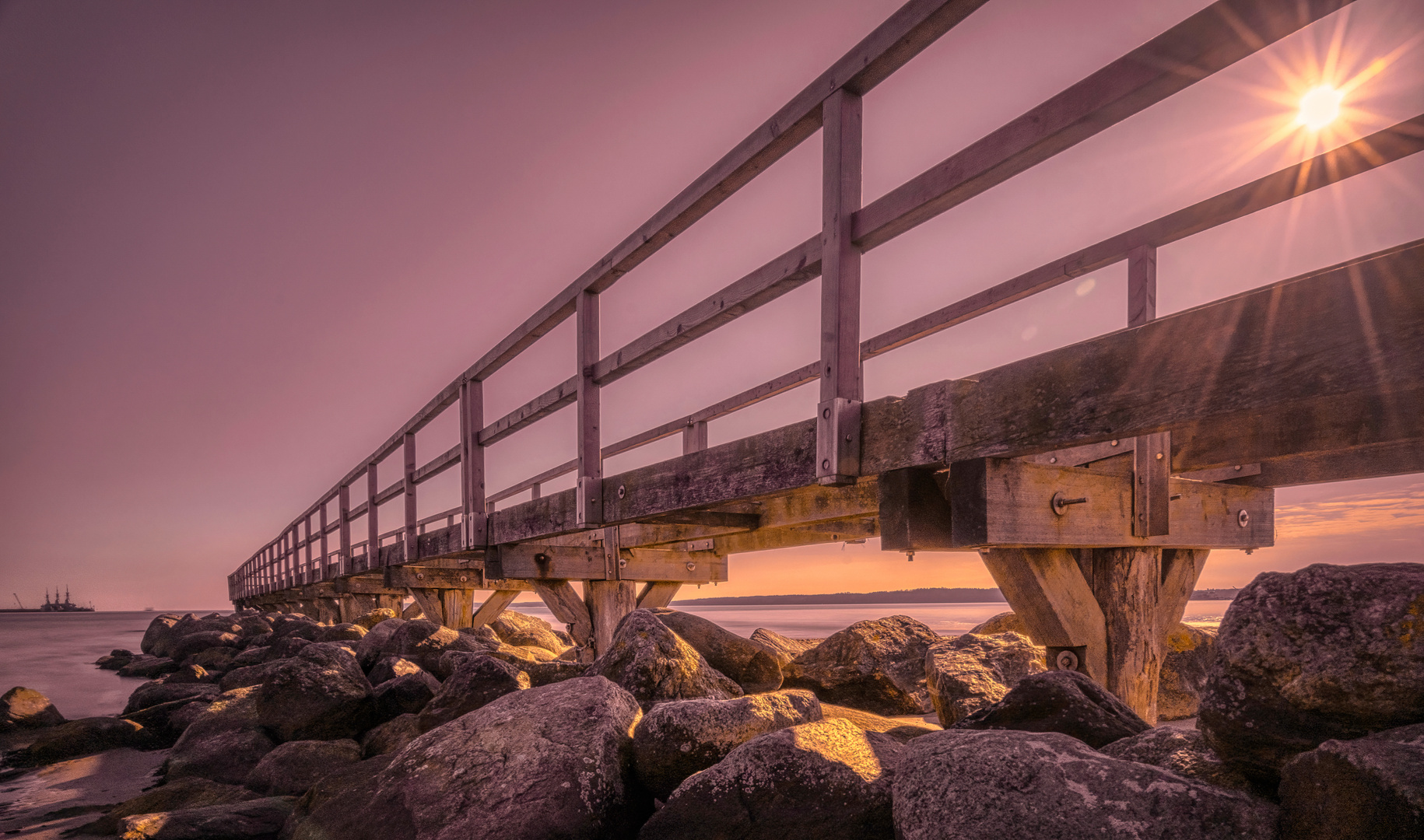 Eckernförde #3 (THE BRIDGE OF DREAMS)