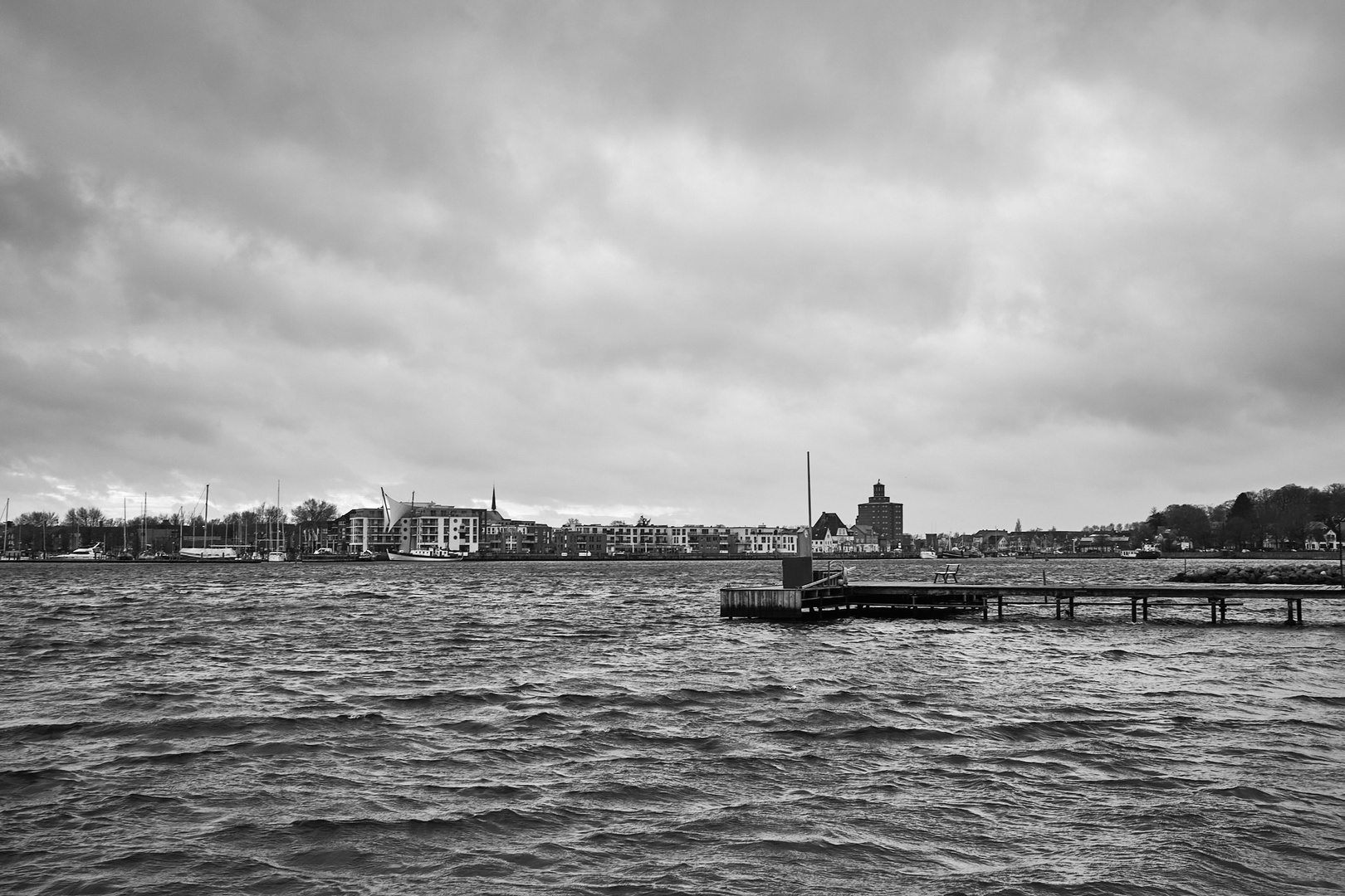 Eckernförde im Sturm.