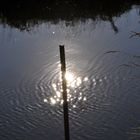 Eclaire de poteau sur son lit illuminé