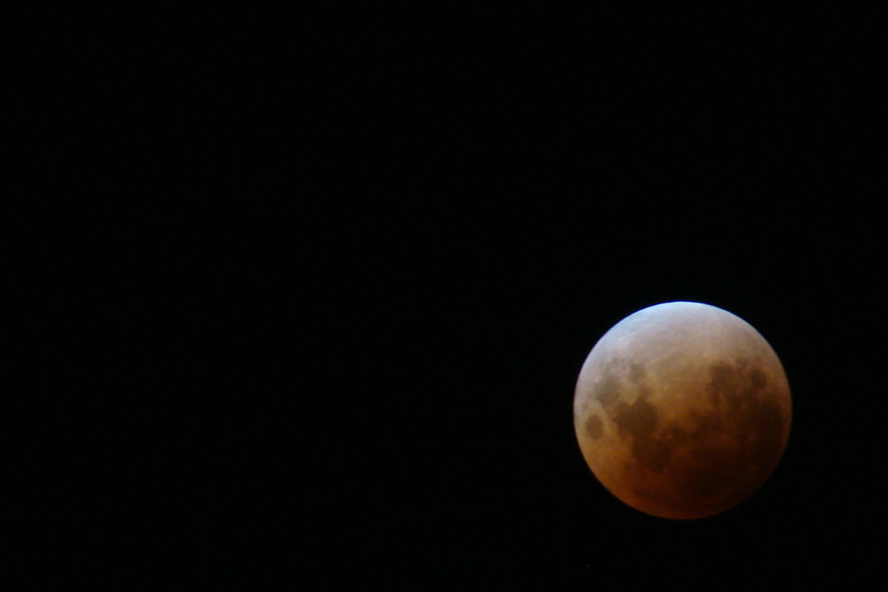 Eclipse de luna del 20 al 21 de febrero de 2008 visto desde Playa Ancha, Valparaíso Chile