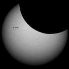 Eclissi di sole + macchia solare 1140