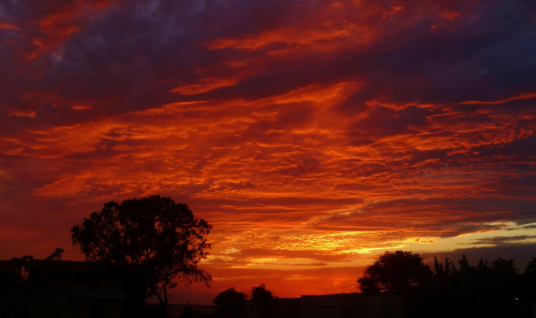 ed il cielo s'incendio'