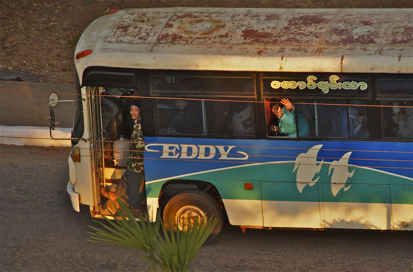 eddy's bus