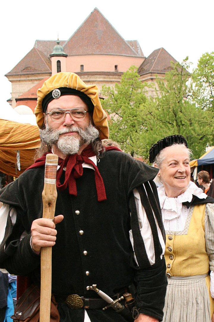 Edelmann mit seiner Schwester_1