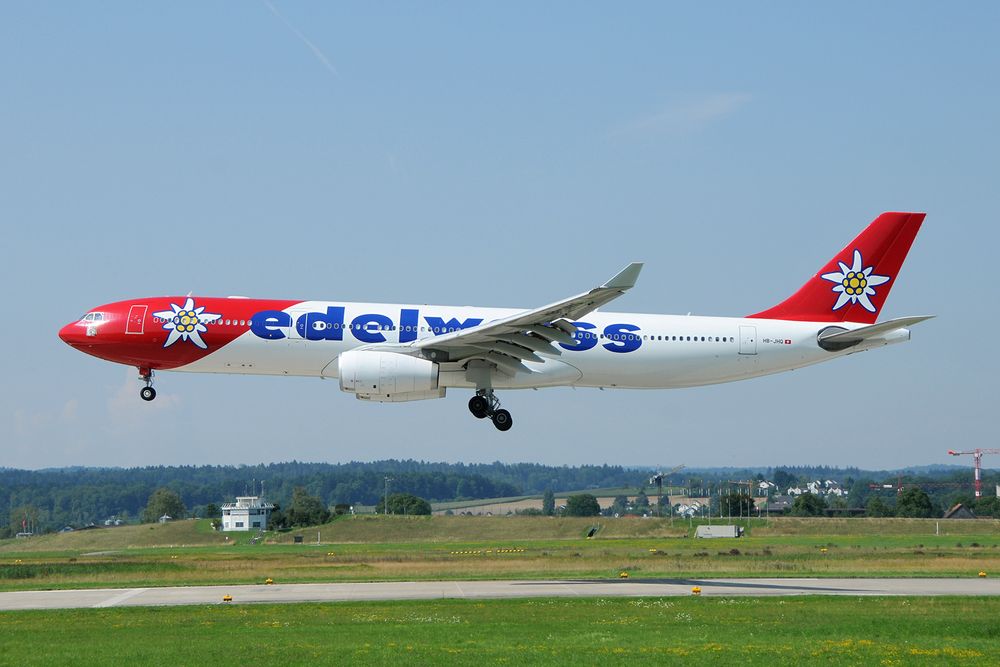 Edelweiss Airbus A330-343X HB-JHQ