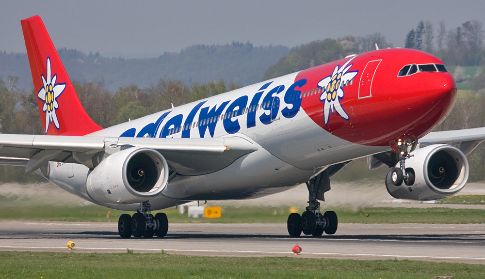 Edelweiss-Take-Off am Flughafen Zürich