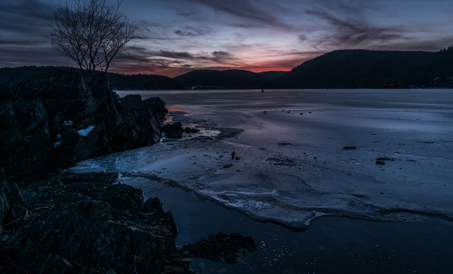 Edersee im Winter 