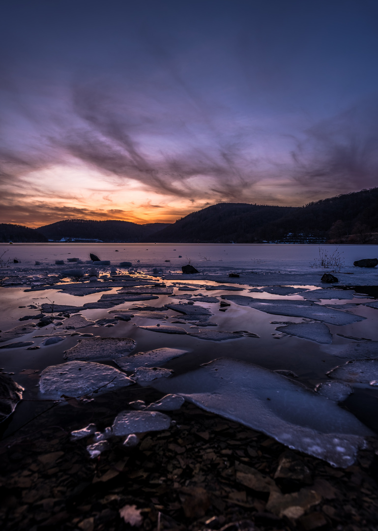 Edersee im Winter 