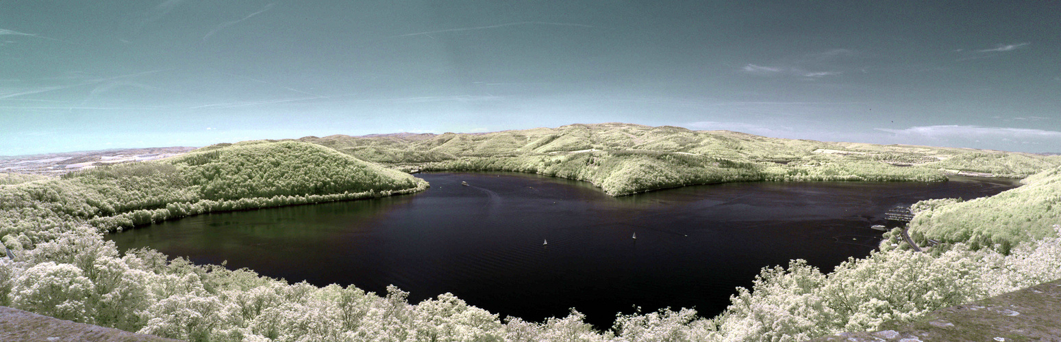 Edersee IR Panorama