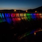 Edersee-Sperrmauer bei Nacht