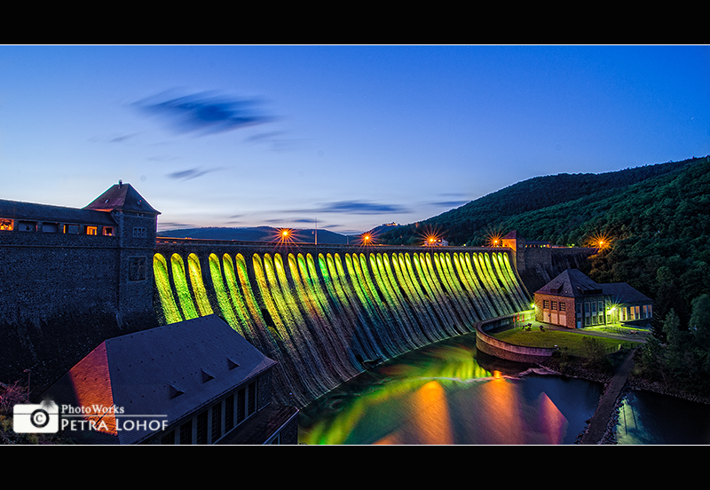 Edersee-Sperrmauer in LED