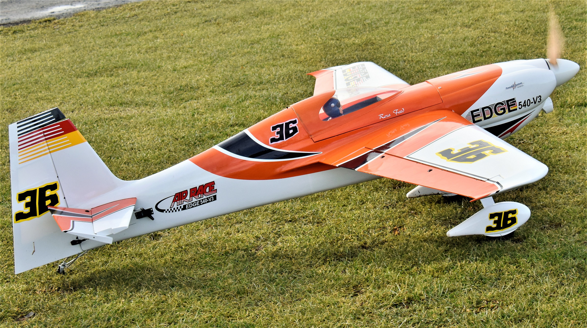 edge-540-v3-foto-bild-luftfahrt-modellflug-verkehr-fahrzeuge
