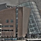 Edificio cercano al muelle