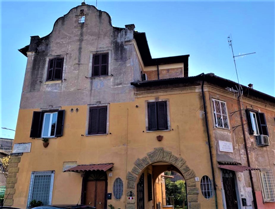 Edificio popolare quartiere Garbatella