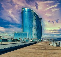 Edificio singular :  Hotel Vela  Barcelona