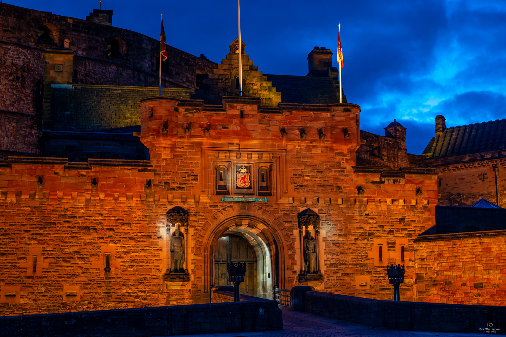 Edinburgh Castle zur blauen Stunde