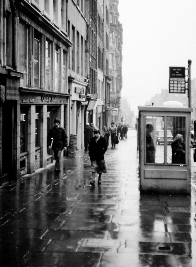 Edinburgh High Street 1976