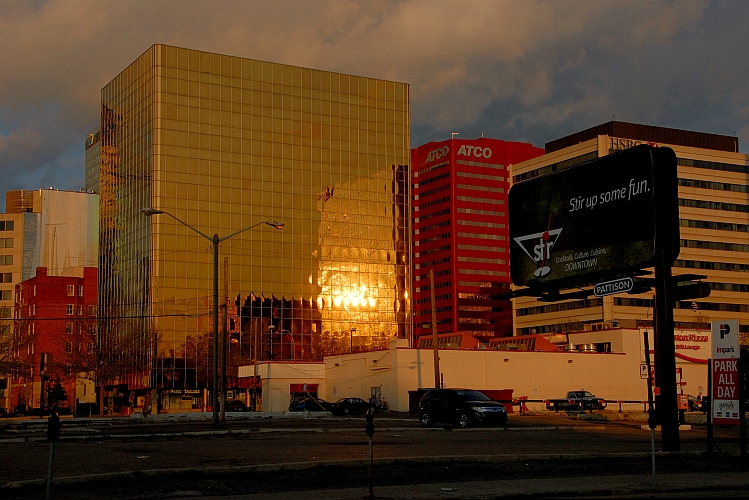 Edmonton Downtown, Energy Square im Abendlicht 2008-05-25