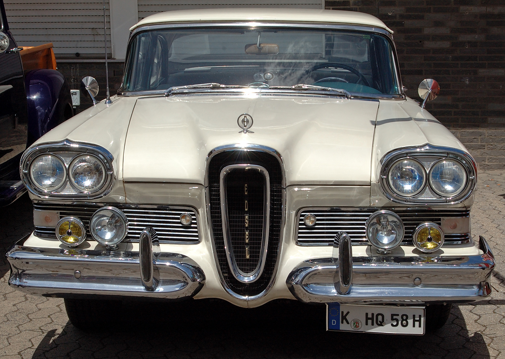 Edsel-Ford