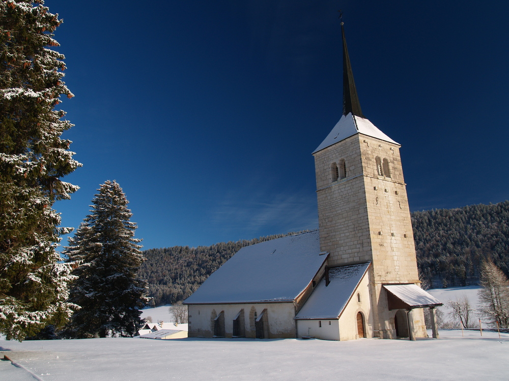 Eglise dans la neige