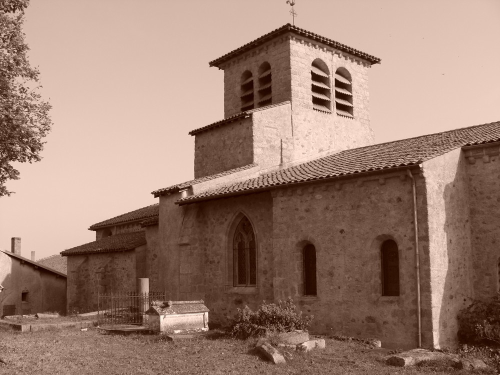 Eglise de saint haon le chatel (10eme siecle), village mediéval