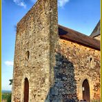 EGLISE DE STYLE MEDIEVAL  ( DORDOGNE )