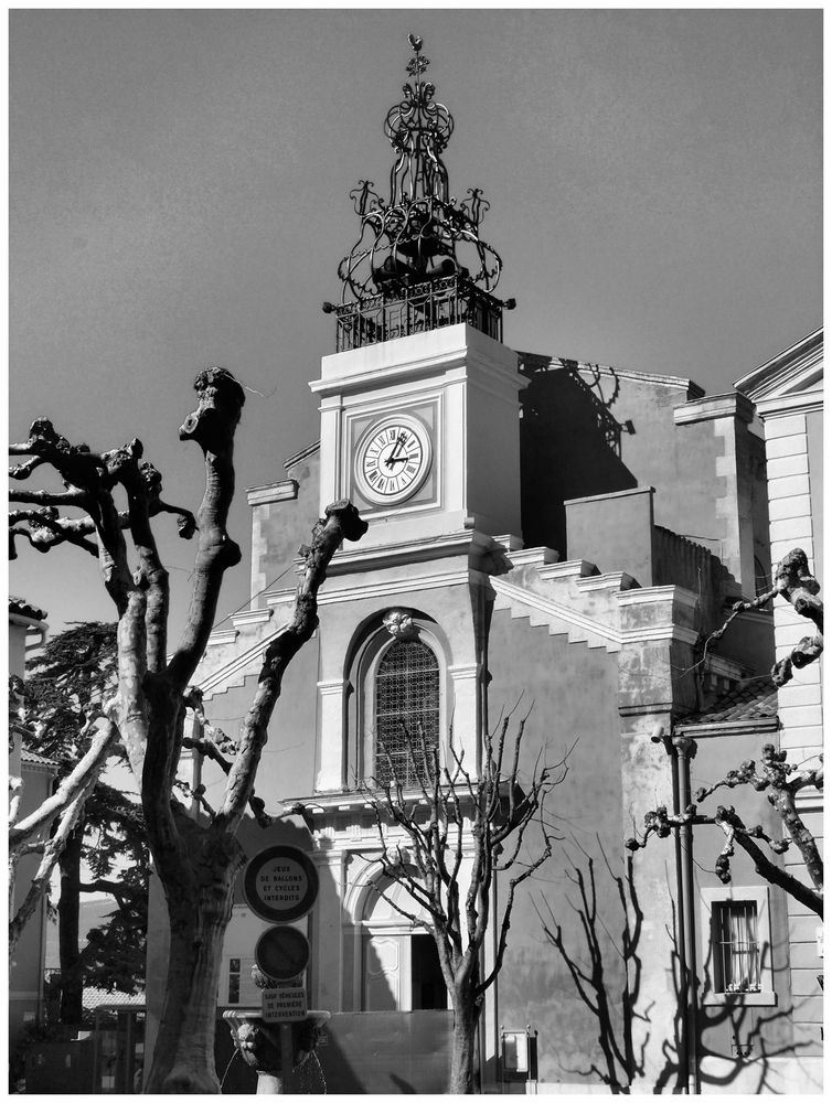 Eglise en Provence