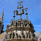 Eglise et calvaire de Plougonven (Finistère)