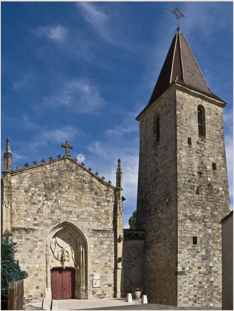 Eglise Notre-Dame à Francescas (XIème – XVIème siècles et sa tour de clocher décalé (XVIème)