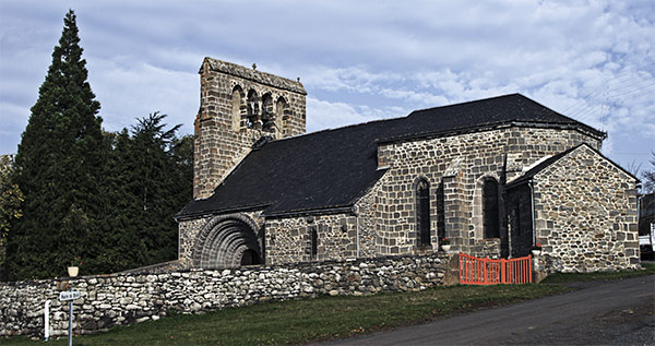 Eglise ROMANE de la HAUTE AUVERGNE