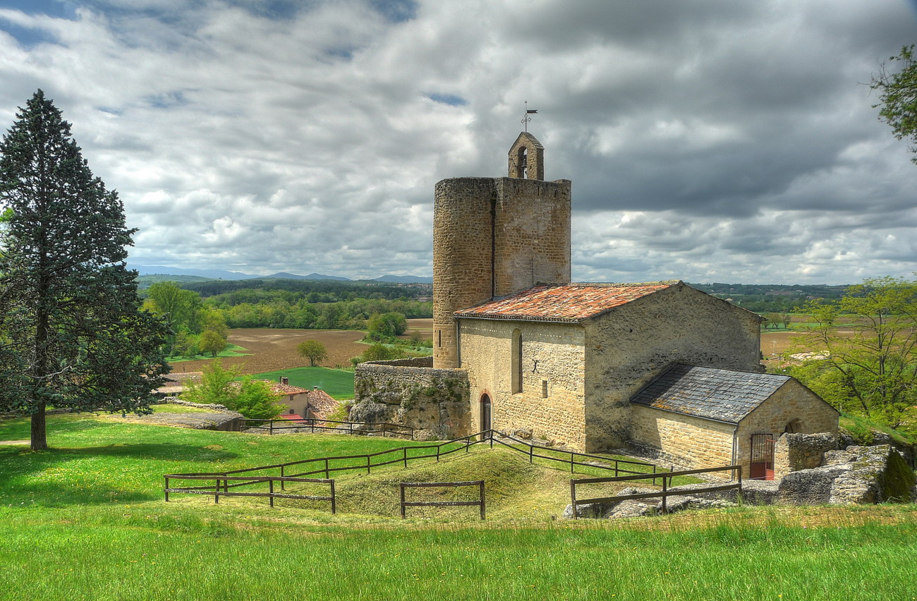 Eglise rupestre de Vals