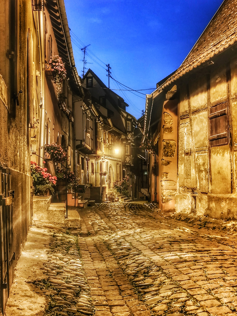 Eguisheim bei Nacht