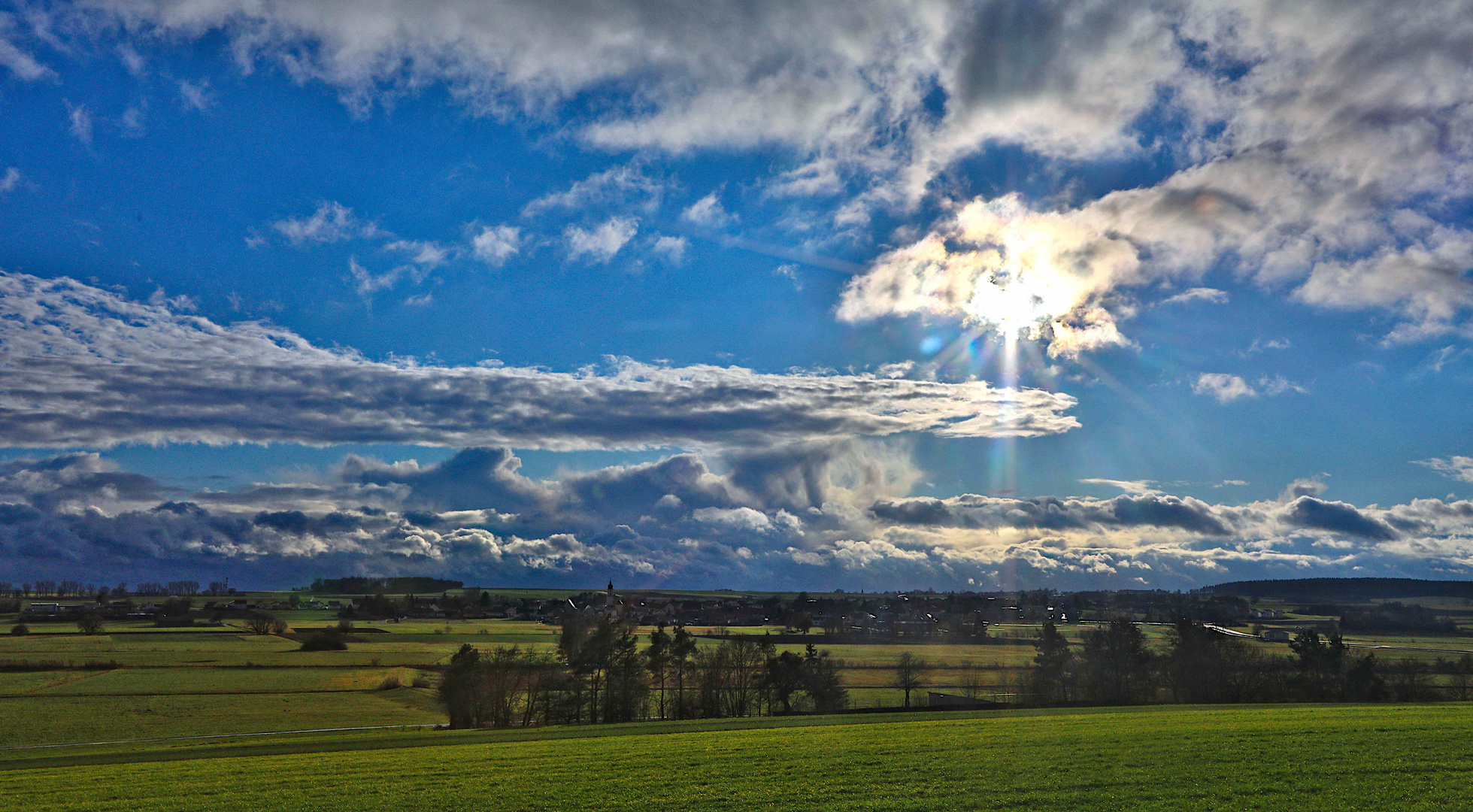 Egweil Landschaft Gewitterwolken 19HE3844