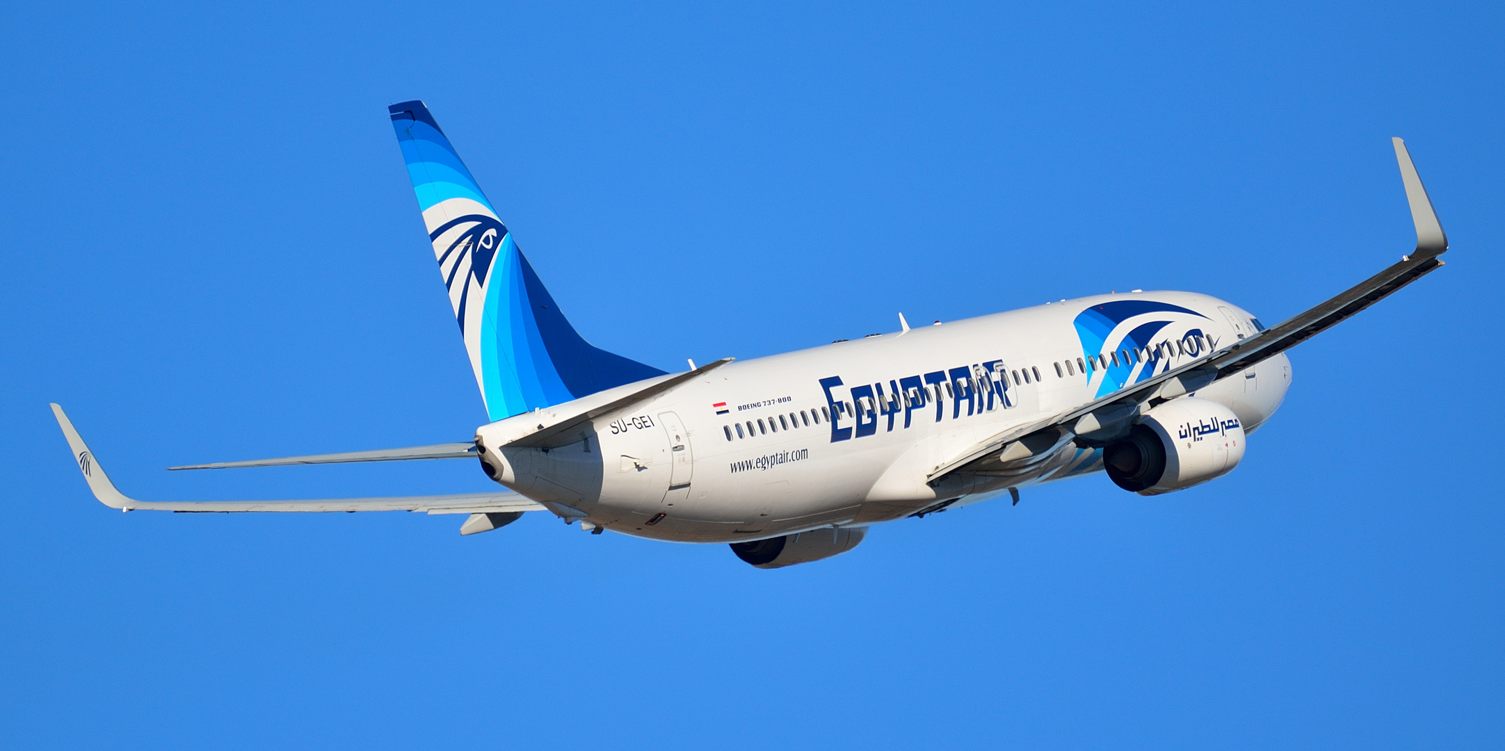 Egyptair  Boeing 737-800
