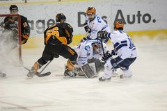 EHC Wolfsburg vs Iserlohn Roosters