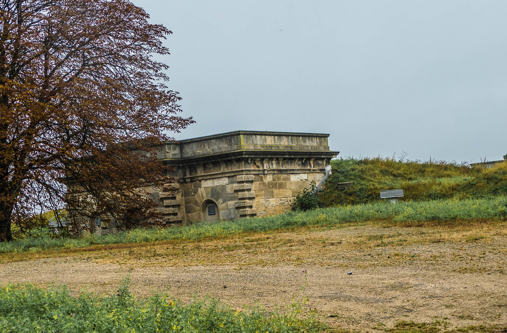 Ehem. Carl Zeiss Gelände - Bunker oder unfertiges Fundament?