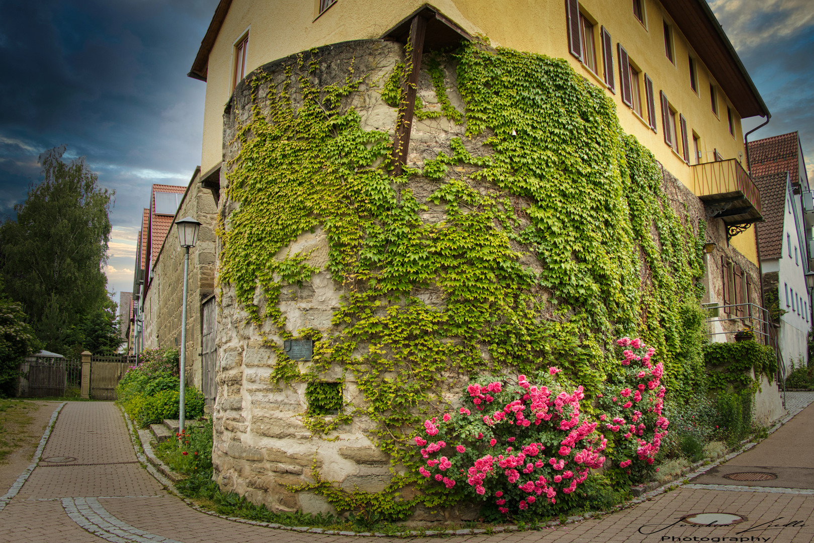 ehem. Eckturm der Stadtmauer 100