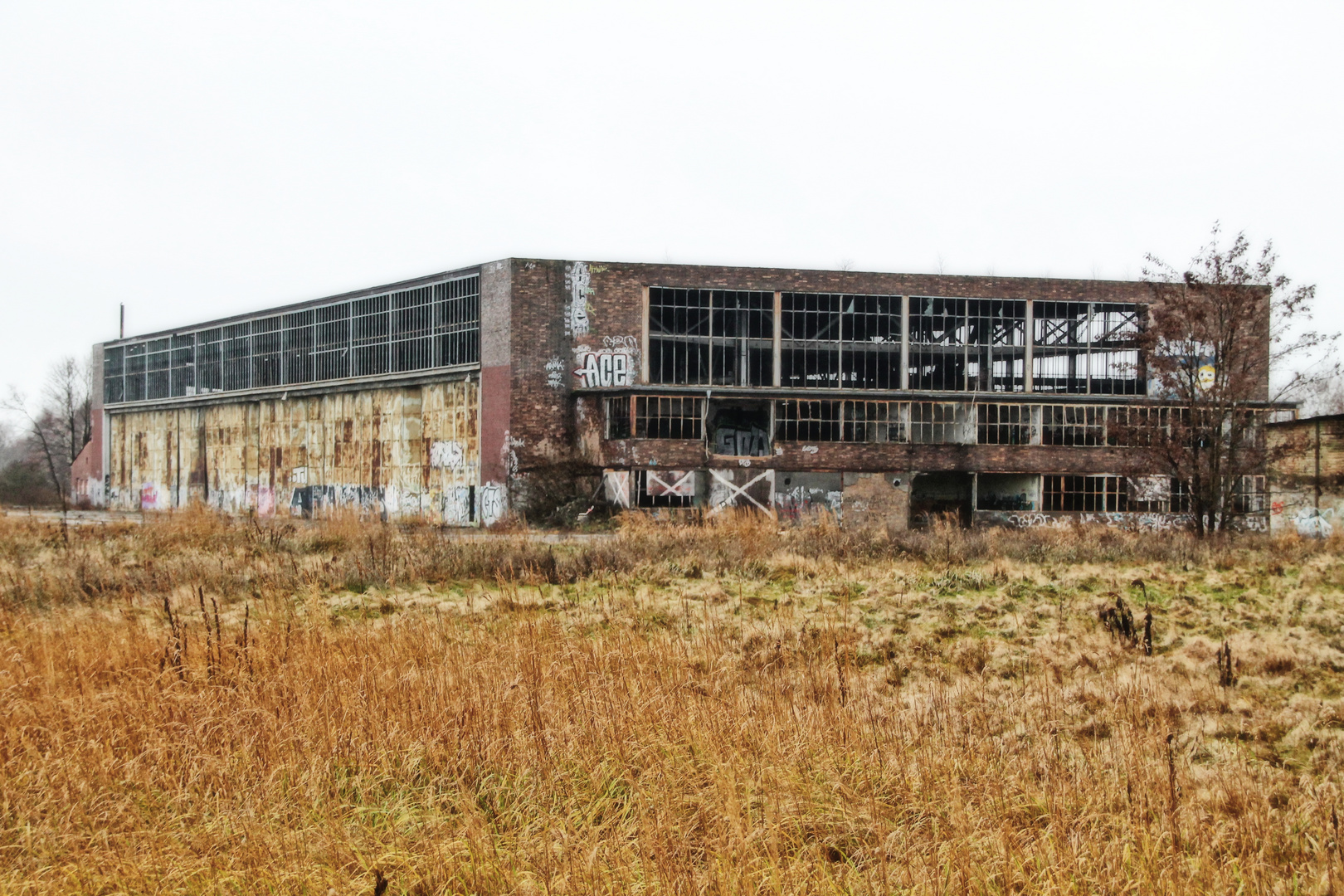 Ehemalige Einfliegehalle der Heinkel-Werke Oranienburg