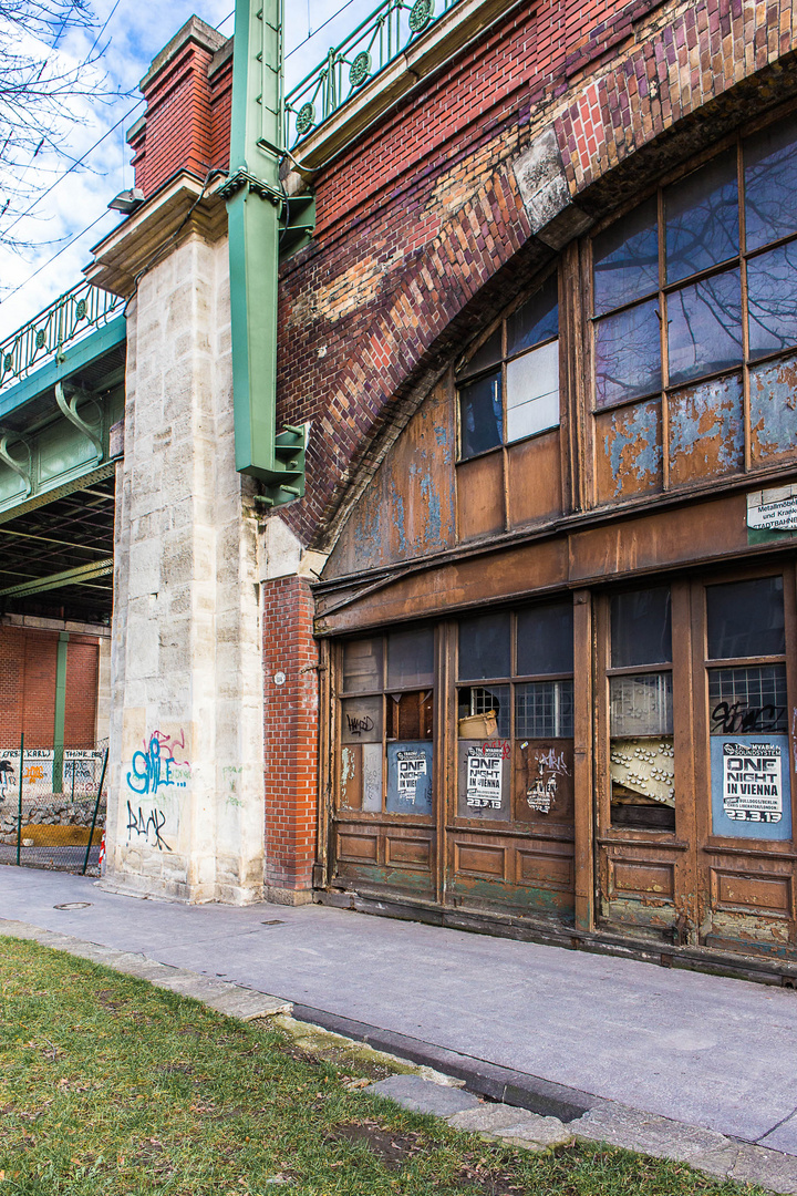 Ehemalige Stadtbahnbögen u. Brücke (Otto Wagner) jetzt U-Bahnline 6