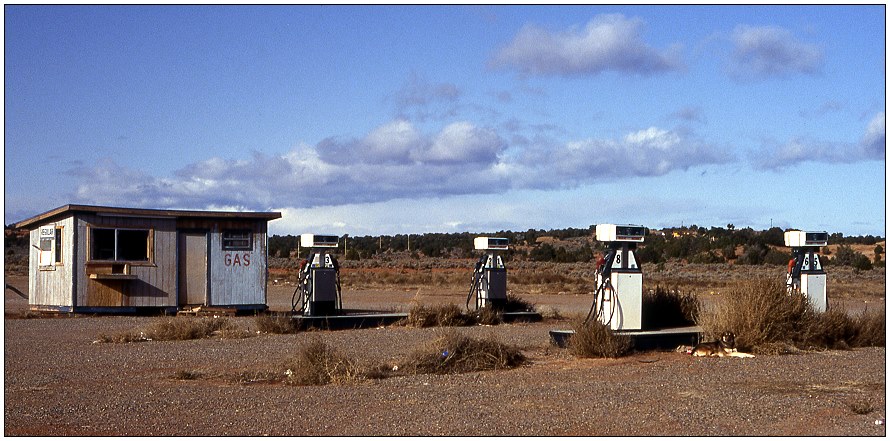 (Ehemalige) Tankstelle