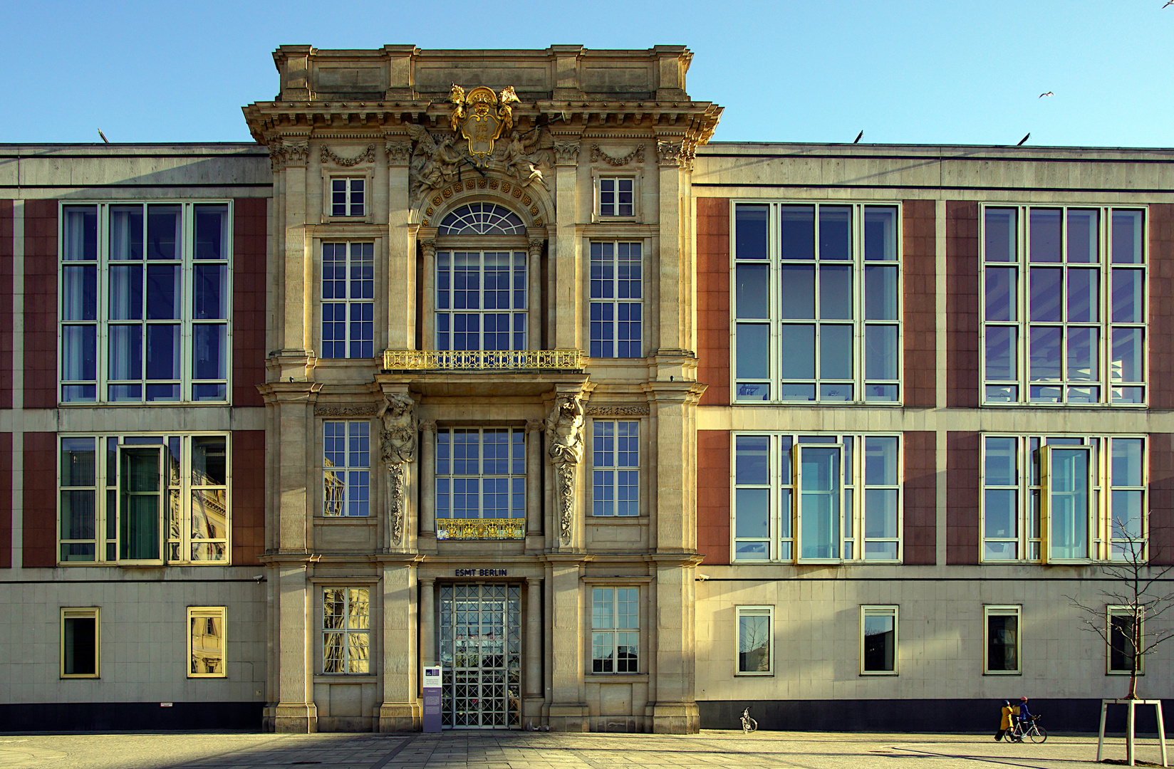 Ehemaliges Staatsratsgebäude – gleich hinterm Schloss