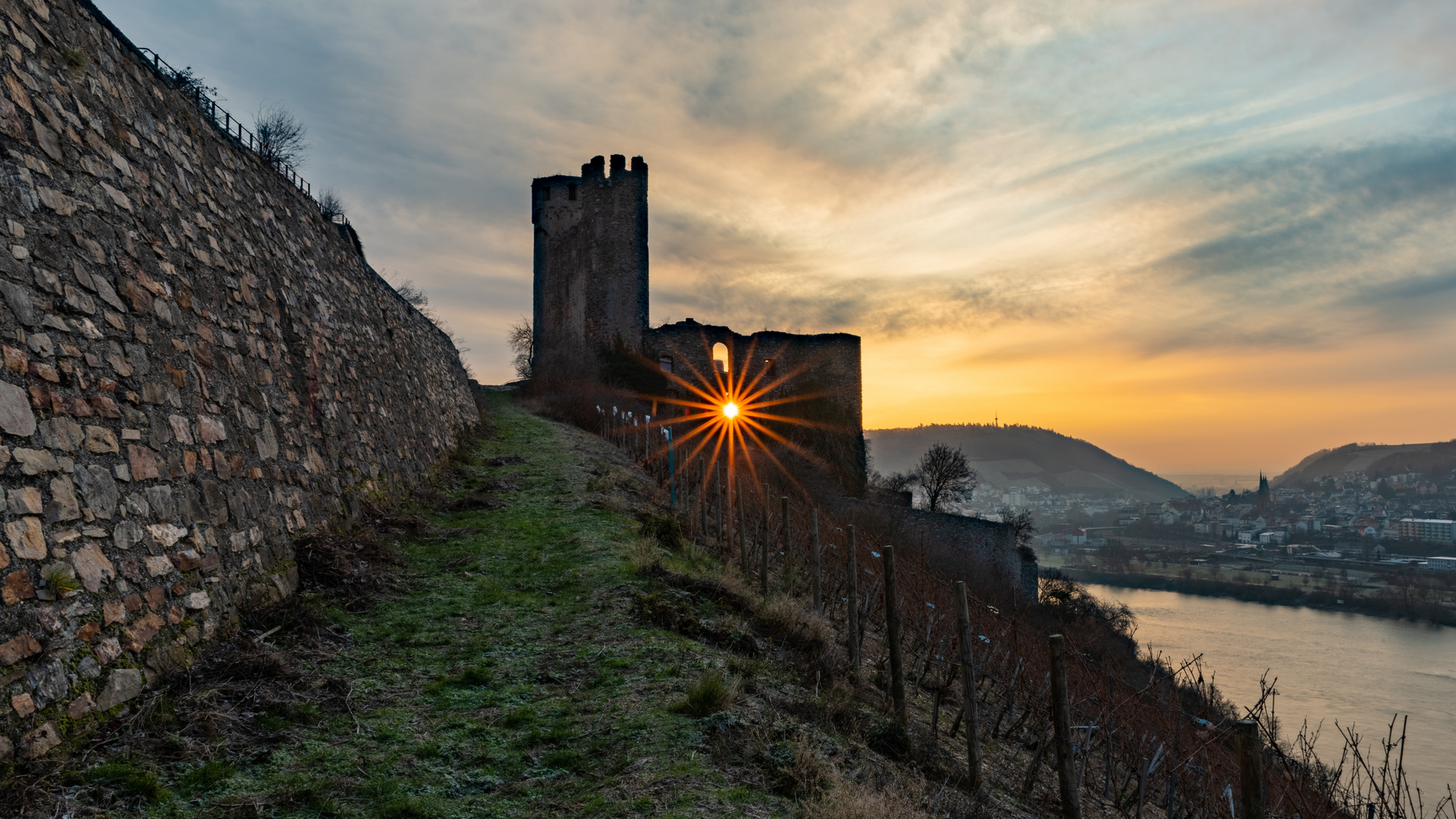 Ehrenfels Castle 