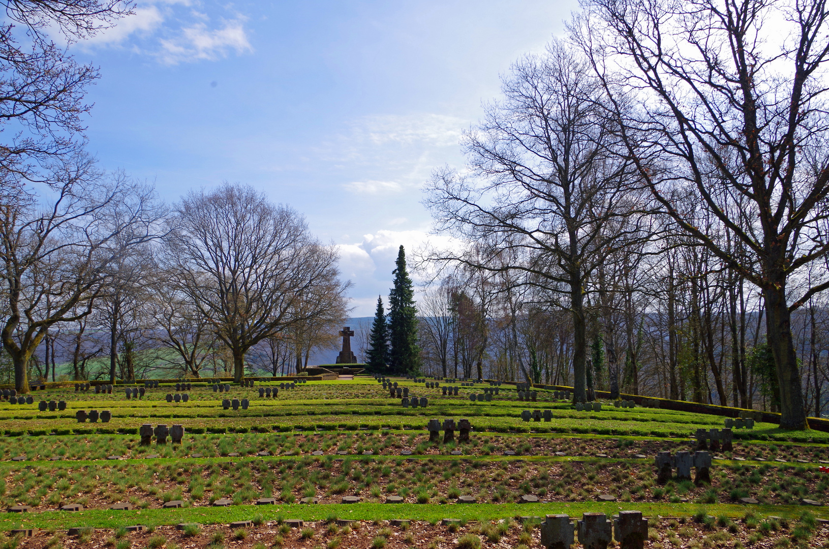 Ehrenfriedhof Kastel Staadt