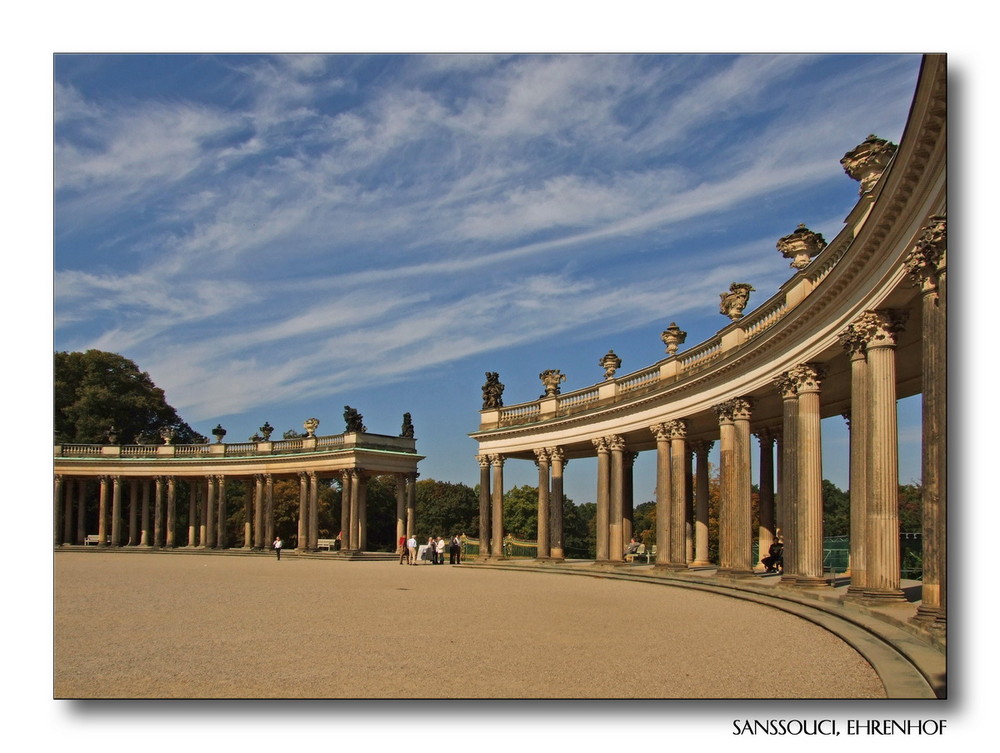 Ehrenhof Schloss Sanssouci