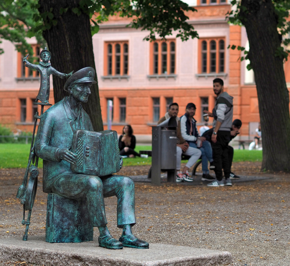 Ehrenplatz für Straßenmusiker