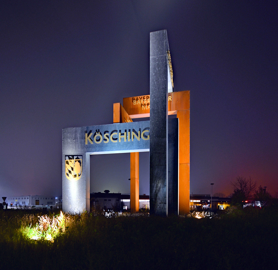 EI Koesching Skulptur Kreisverkehr Rondel 20H_0731