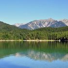 Eibsee, am Fuß der Zugspitze--------- Panorama