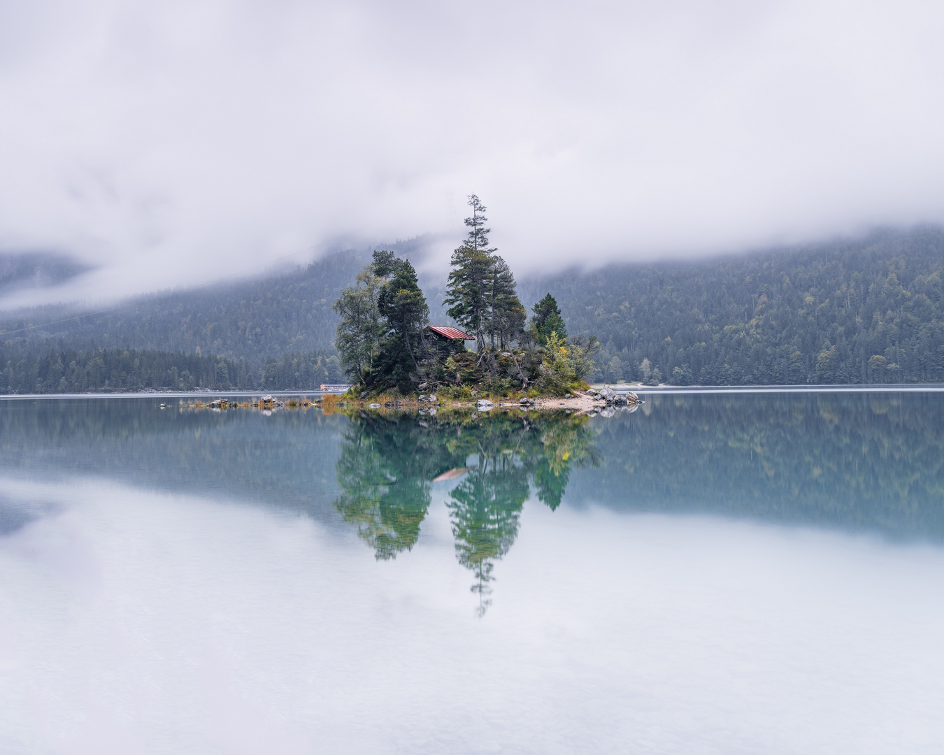 Eibsee am morgen